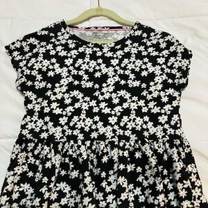 Epic Threads (Girls - 10-12) Black and White Floral Top